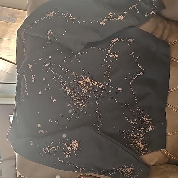 Sweatshirt - Picture 3 of 3